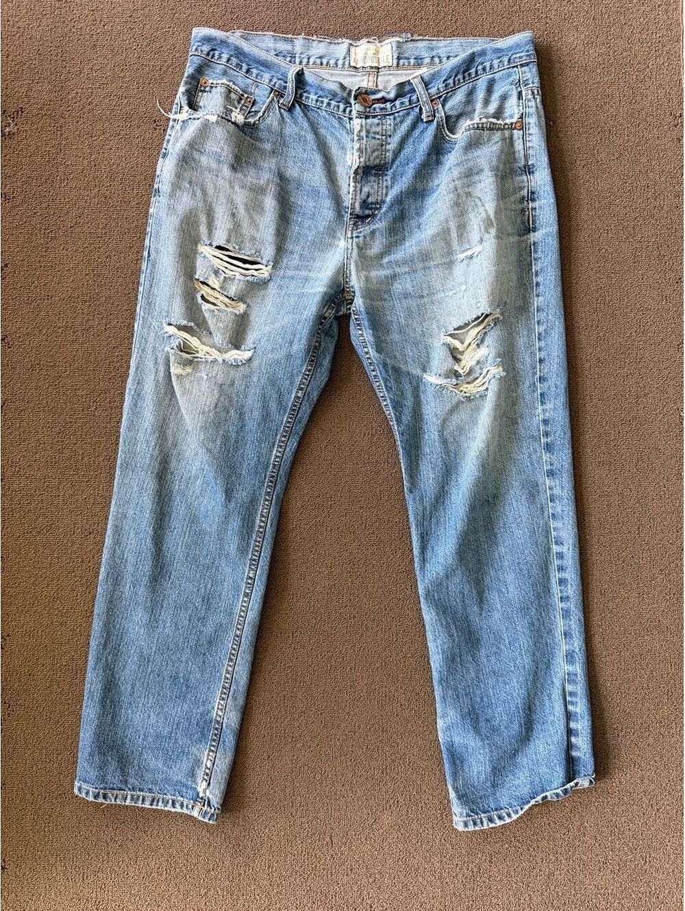 Aeropostale Essex Straight Leg Distressed Jeans 38x28